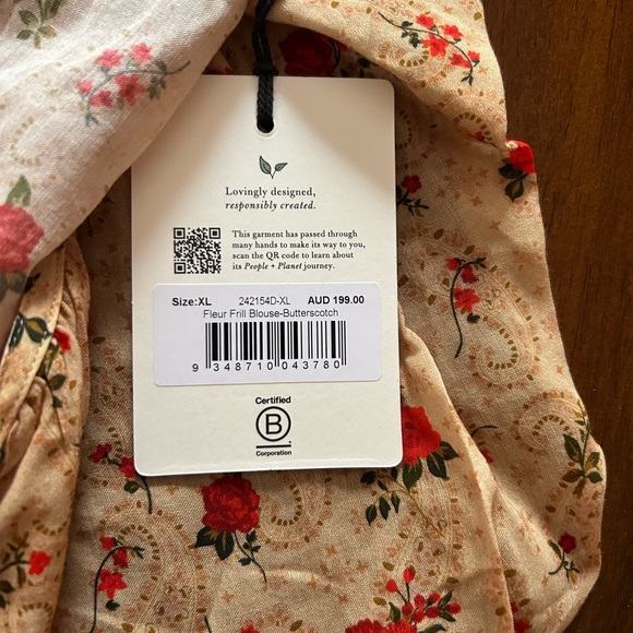 Spell skirt and top set X-Large size - Picture 10 of 15